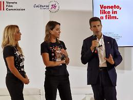 Jo Squillo e Francesca Carollo portano Wall of Dolls alla Mostra del Cinema per discutere di femminicidio