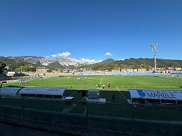 Carrarese e Padova non si fanno male: allo Stadio Dei Marmi finisce 0-0