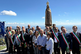 Monte Caina, migliaia di fedeli per i 25 anni della Madonna di Fatima