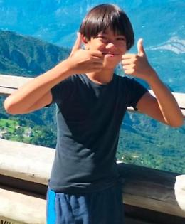 Conco piange Stefano, il 13enne travolto da un’auto pirata: lunedì i funerali 
