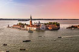 Tutti a Venezia in motonave: la trasferta da record dei tifosi del Cesena