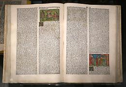 Riunita dopo secoli la Bibbia Istoriata padovana: capolavoro trecentesco in mostra