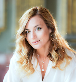 Beatrice Venezi rinvia la sua partecipazione al Festival delle Idee: appuntamento spostato a gennaio 2026