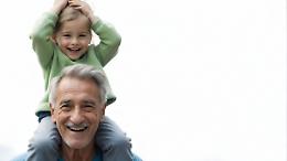 Oggi si celebra la festa dei nonni: un’occasione per ringraziare i custodi di memoria e affetto