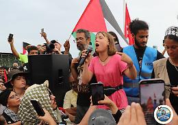Flotilla per Gaza, rientrano gli ultimi 15 italiani: tra loro anche il veronese Simone Zambrin

