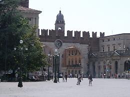 Piazza Bra, cuore pulsante di Verona: tre curiosità che (forse) non conoscevi
