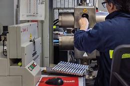 Ex Alcoa di Fusina, lo scontro sul premio di risultato lascia i lavoratori senza tutele per il 2025