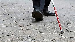 Cieco solo a parole: truffa lo stato per oltre cinquant'anni