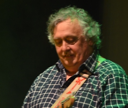 Padova, una serata per Mauro Moschin: musica, emozioni e solidarietà al Piccolo Teatro