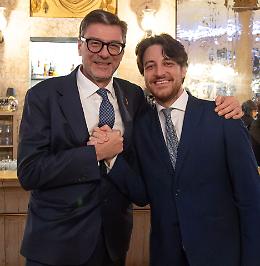 Il ministro Giorgetti a Padova per Alberto Stefani: «Con lui il Veneto sarà in buone mani»

--
Il ministro Giorgetti a Padova per Alberto Stefani: «Con lui il Veneto sarà in buone mani»
