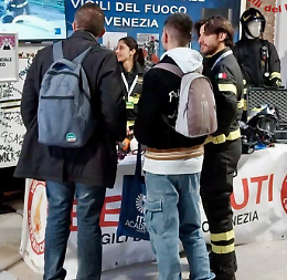 Vigili del Fuoco protagonisti al Salone "Fuori di Banco" di Venezia