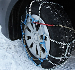 Veneto, dal 15 novembre obbligo di catene o pneumatici invernali sulle strade a rischio neve