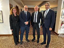 A Padova confronto con il ministro Urso sul futuro della filiera dello zucchero italiana