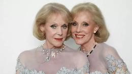 Sono morte le gemelle Kessler, icone di bellezza e spettacolo: suicidio assistito a 89 anni nella loro casa a Monaco di Baviera