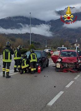 Santa Giustina, scontro tra due auto a Paderno: un ferito