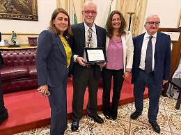 Piove di Sacco: Efrem Tassinato premiato a Napoli per il giornalismo di comunit&agrave; e la tutela del territorio