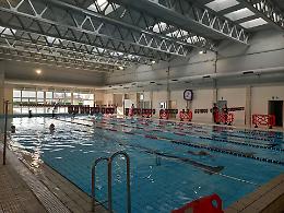 Castelfranco Veneto . Piscina comunale: Aeep chiede la gestione per 15 anni per rifare il blocco spogliatoi