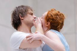 A Treviso debutta La gatta sul tetto che scotta con la regia di Leonardo Lidi