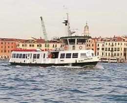 Venezia rinnova la flotta Actv con l’entrata in servizio del nuovo motobattello “Castello”