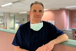 Intervento raro all’Ospedale San Bassiano: rimosso un tumore ovarico di oltre 6 kg 