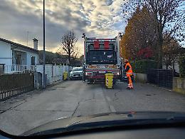 A Cittadella la situazione dei parcheggi in periferia resta critica, tra auto in divieto e residenti esasperati