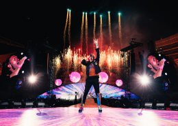 Stra, spettacolo immersivo dei MyPlay: il tributo ai Coldplay accende la Brasserie Houblon