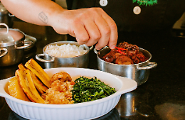 Cinque piatti vegani per un cenone di Capodanno elegante e gustoso