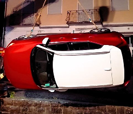 Incidente stradale a Mel: auto fuori strada, intervento dei Vigili del Fuoco