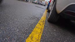 Parcheggi riservati ai residenti attorno a piazzetta Br&agrave; Molinari