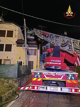 Incendio in abitazione a Roana domato in 3 ore