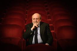 Galimberti inaugura il nuovo anno al Teatro Comunale: un viaggio nel mistero delle emozioni