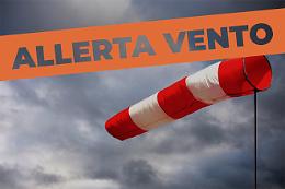 Vento forte in arrivo lungo la costa veneta, la Protezione Civile lancia l&rsquo;allerta fino a mercoled&igrave; mattina