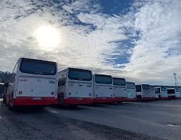 Noventa Vicentina, due studenti investiti da un autobus all&rsquo;uscita della scuola: una ragazza &egrave; in condizioni serie