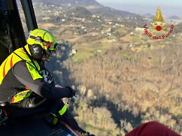 Ricerche senza sosta dei Vigili del Fuoco per la 22enne dispersa