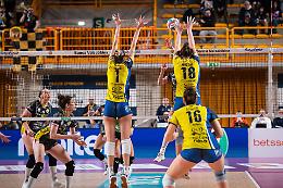 Valsabbina Brescia doma la Nuvol&iacute;, 3-0 senza concedere set