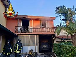 Incendio di un'auto a Vigonza, danno al garage: intervengono i Vigili del Fuoco