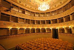 "Piccoli Principi e Principesse" al Teatro Sociale di Cittadella: un viaggio nei sogni dell'infanzia