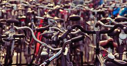 Padova, nuova operazione per liberare Piazzale Stazione dalle biciclette lasciate fuori posto