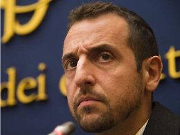 Prof insultato a Padova: "Sei gay", il Partito Gay Lgbt+ chiede pi&ugrave; educazione sui temi affettivi