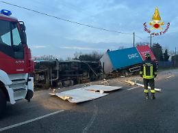Incidente a Trevignano: frontale tra furgone e camion, lievi ferite per i conducenti