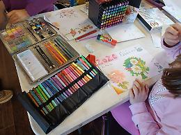 La locandina di Adria in fiore, nasce dai disegni dei pi&ugrave; piccoli