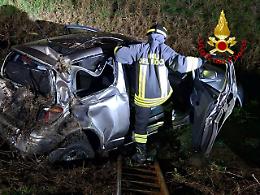 Incidente stradale a Carbonera: auto finisce nel fossato, un ferito estratto dai Vigili del Fuoco