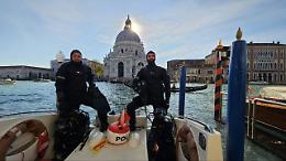 Venezia, i sommozzatori della Polizia protagonisti nelle indagini in laguna
