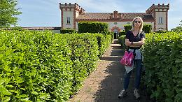 Fabiana Toffano, pittrice veneziana tra sogno e memoria sbarca in Emilia