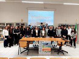 Gli infermieri entrano nelle scuole del Polesine per raccontare ai ragazzi una professione che cambia