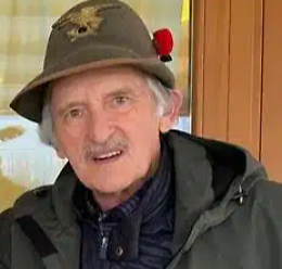 Tragedia a Cedarchis: Marco Pozzi muore a 74 anni nell'incidente con una corriera