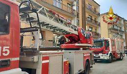 Vicenza, fiamme in camera da letto: domato principio d&rsquo;incendio in un appartamento