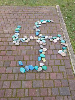 Svastica nel parco, i responsabili si scusano: l&rsquo;oratorio di Arco chiude la vicenda