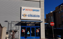 Tentato furto in negozio di articoli sportivi a Trento, arrestato dai Carabinieri