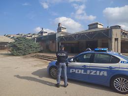 Sgomberato stabile abbandonato in Corso Australia: la Polizia identifica dodici senza fissa dimora